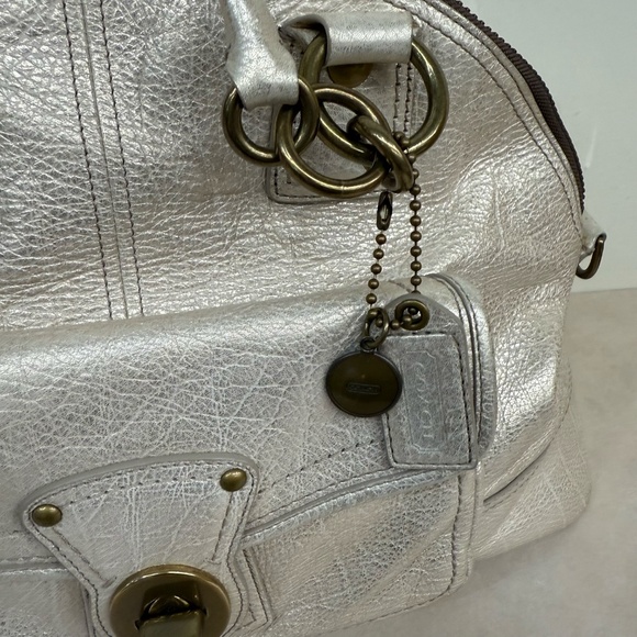 Vintage Coach Ivory Metallic Legacy Bowling Bag - Picture 2 of 8